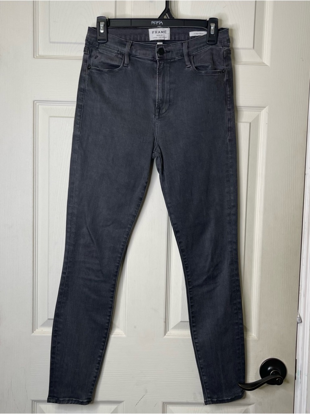 FRAME Denim Le High Skinny Jean in Stone Coated Sz 28